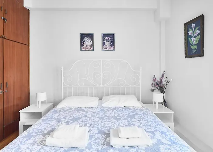 Angelina House Апартаменты